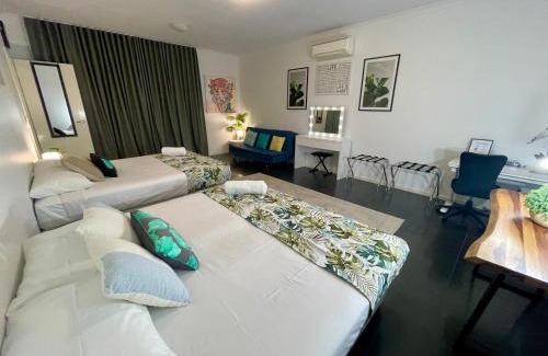 Cannonvale House | Private unit in Whitehaven Crescent