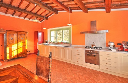 Castiglion Fiorentino Villa | Private Villa with A/C, private pool, WIFI, TV, pets allowed, panoramic view, close to Cortona