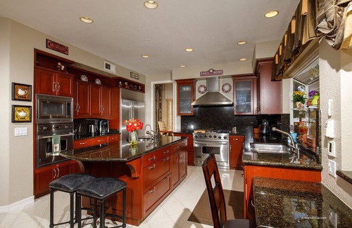 Carmel Valley House | Private, Warm East Del Mar Family Retreat near great Beaches, Golf & Rack Track!