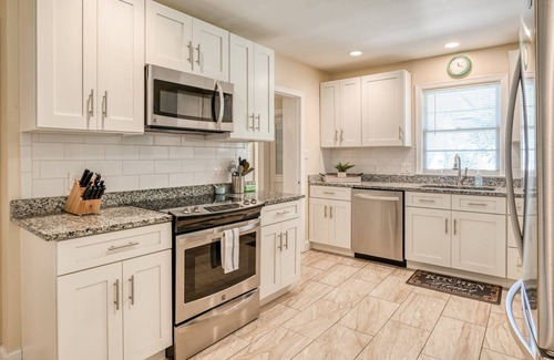 Downtown Historic District House | Private Yard, Walk to Restaurants and Historical Sites, Within Flagler Campus, $300 in Free Tickets!