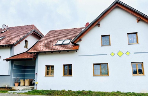 Ottenschlag House | Privatzimmer Fam. Führer