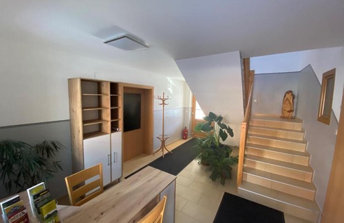 Ottenschlag House | Privatzimmer Fam. Führer