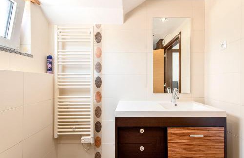 Sao Miguel do Rio Torto House | Prospect Place Lisboa