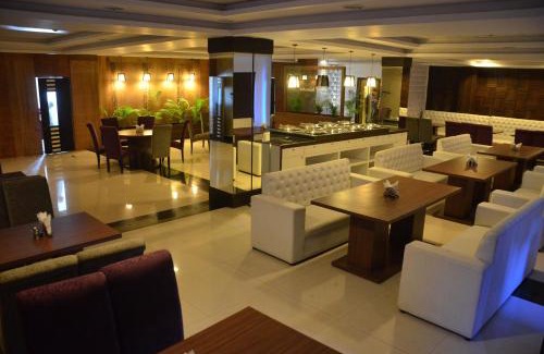 Una Hotel | Pt Moolraj Residency