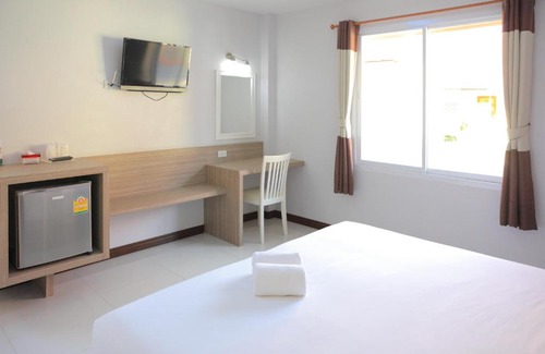 Chumphon Resort | Pueanjai Resort and Restaurant