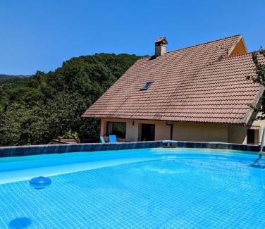 El Hornillo House | Puente Canto de Gredos