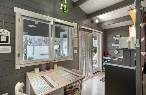 Telde Ski Chalet | 'Puerto Escondido' with Shared Pool, Private Terrace and Wi-Fi