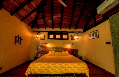 Narna Hotel | Pugdundee Safaris - Kanha Earth Lodge