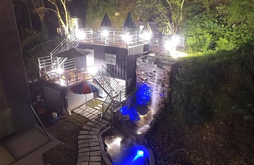 Puli Bed & Breakfast | PULI GuanPu Fallsview Stay House