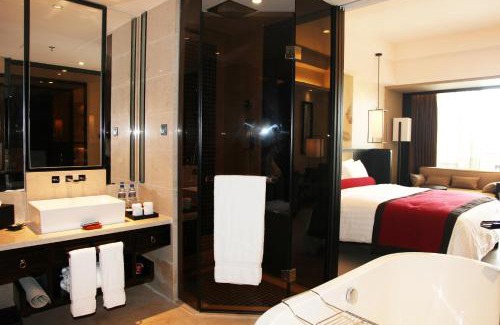 Tianya District Hotel | Pullman Oceanview Sanya Bay Resort & Spa