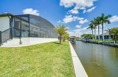 Charlotte Park House | Punta Gorda Paradise Pool and Outdoor Kitchen!