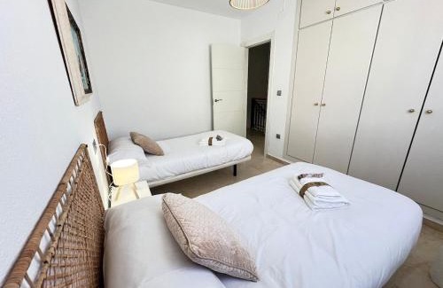 Albolote Villa | PUSHE Village Albolote Business & Culture