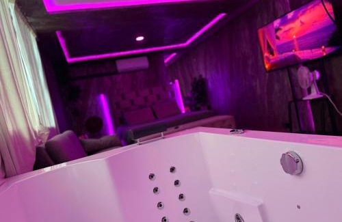 Ijsselmonde Apartment | Puur Spa & Wellness