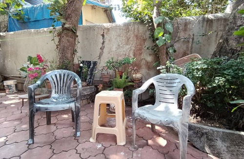 Mahim House | Pvt AC room + Seafacing + Garden + Luxury finish furniture and fitments, Mumbai