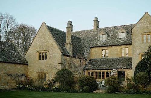 Broadway Villa | Pye Corner a Cotswold Manor with outdoor heated pool