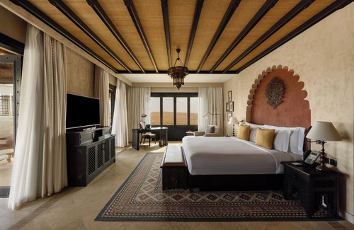 Liwa Hotel | Qasr Al Sarab Desert Resort by Anantara