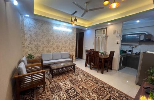 Sainik Farm Apartment | Qazi's Modern 3BHK Flat