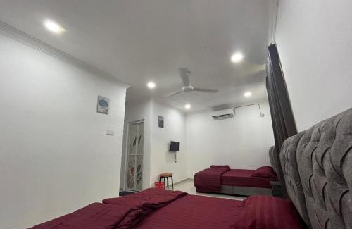 Kampung Bukit Tok Bat Hotel | Qiu's Event House superior room