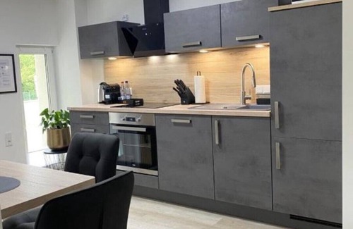 Heiligenkirchen Apartment | QT Studio Apartment neu & Stylisch Priv. Eing