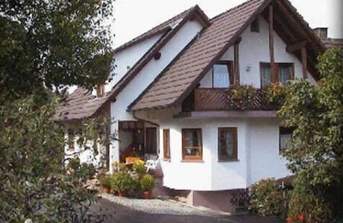 Ettenheim Apartment | Quadruple room with toilet and shower/bath - Gästehaus Birgitte