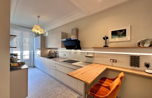 Nice City Centre Apartment | QUAI PROMENADE VIEW : Balcony with breathtaking view