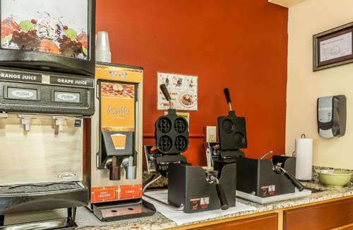 Jackson Hotel | Quality Inn Jackson