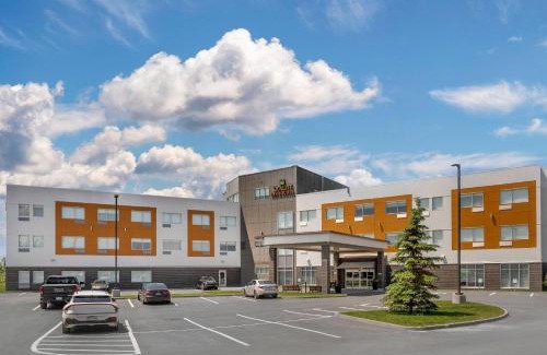 Mont Joli Hotel | Quality Inn & Suites