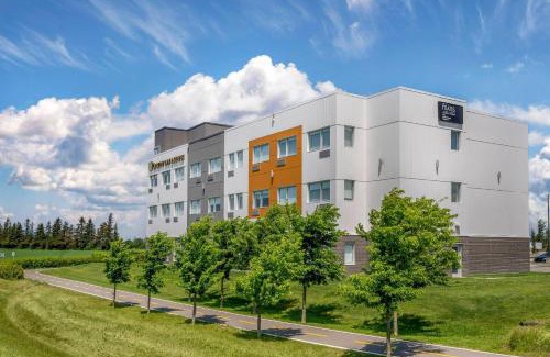 Mont Joli Hotel | Quality Inn & Suites