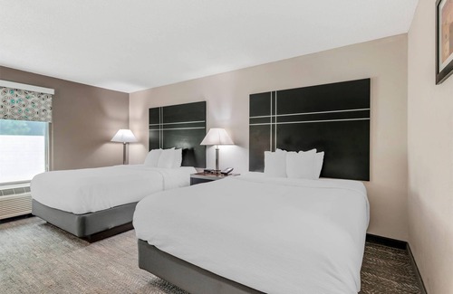 Union City Hotel | Quality Inn & Suites Union City - Atlanta South