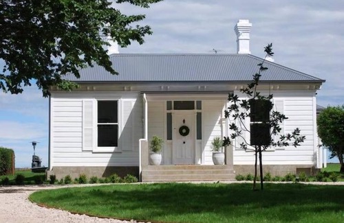 Hagley House | Quamby Home Luxury Accommodation