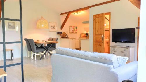 Hollenbeck Apartment | Quartier am Schmiedefeuer