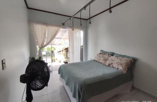 Encantado House | Quartos familiares com piscina