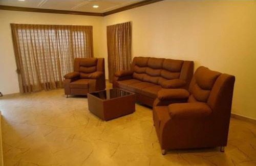 Manjakuttai Villa | Queen's Villa Yercaud