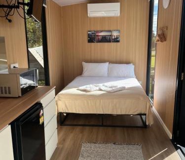 Grantville House | QueensFerry Farm by the Bay by Tiny Away