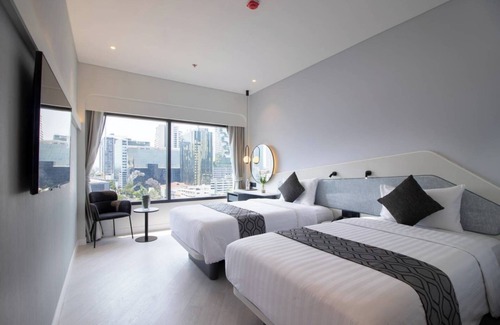 Thanon Phaya Thai Hotel | QUEENSLAND HOTEL BANGKOK
