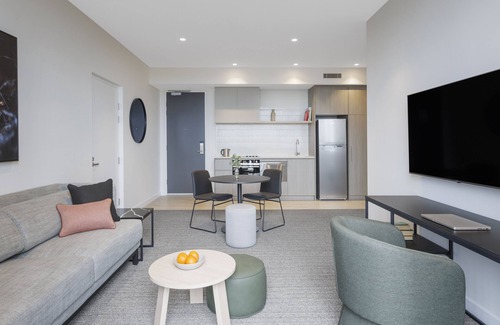 Taylors Lakes Apartment | Quest Watergardens