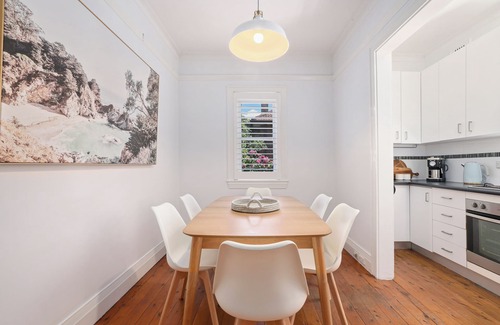 Manly Apartment | Quiet 3 bed, 5 mins walk to Fairy Bower, Shelly & Manly Beaches