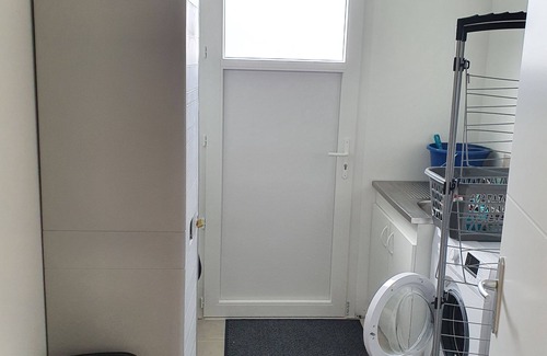 Cheray House | Quiet 3-bedroom 3-bathroom house