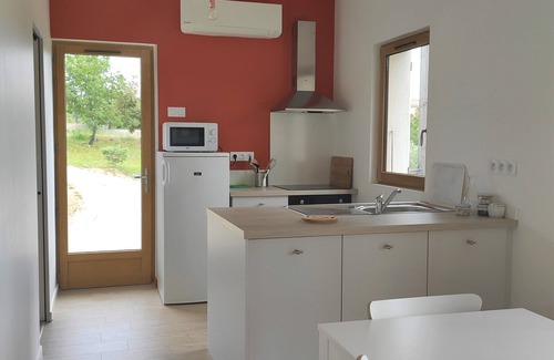 Lagorce Cottage | Quiet and bright gîte in the heart of southern Ardèche