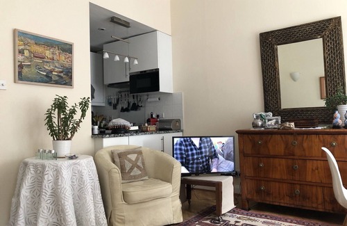 Chelsea Apartment | Quiet and Charming Flat in London