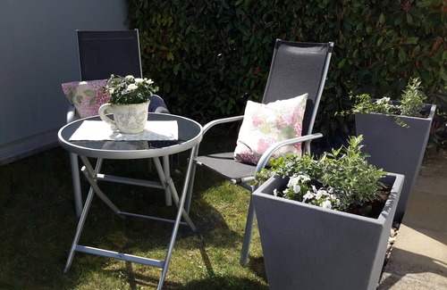 Geisenheim Apartment | Quiet and cozy apartment for 2 people on the edge of the vineyards.