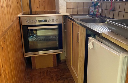 Niedershausen House | Quiet bungalow with covered terrace