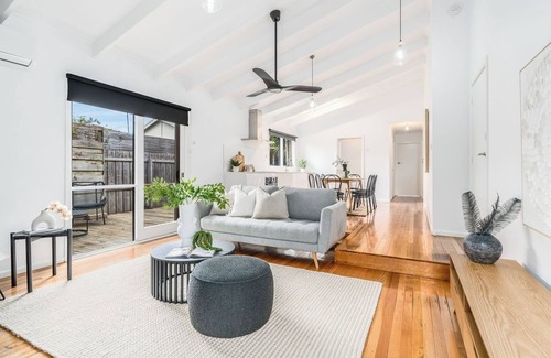 Bell Post Hill House | Quiet & Cozy 4 Bedroom Home