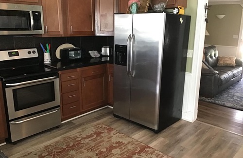 Marineland Acres House | Quiet Cozy Beachside CottagenScott's Beachside Rental