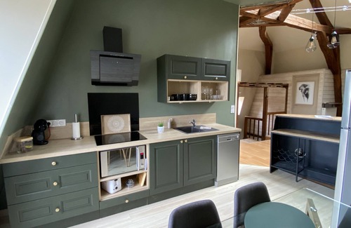 Auxerre Apartment | Quiet CV, parking nearby, close to town attractions