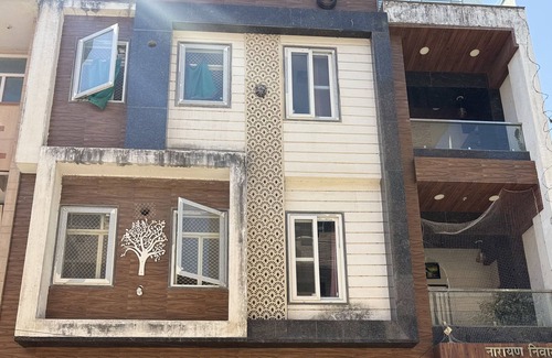 Pink City House | quiet, lake view, affordable rooms