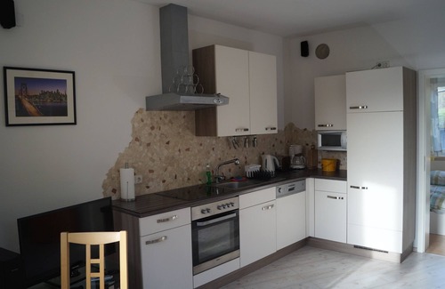 Gmunden Apartment | Quiet, modern apartment with a lake view