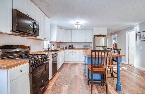 Locke Lake Colony House | Quiet New Hampshire Getaway w/Game Room!