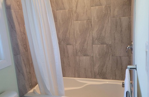 Casselman House | Quiet Riverfront , Pet friendly