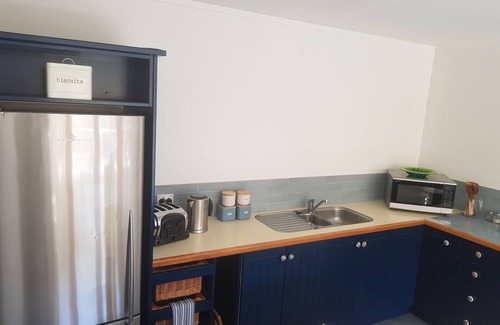 Atawhai Apartment | Quiet self-contained 3 km from Nelson CBD